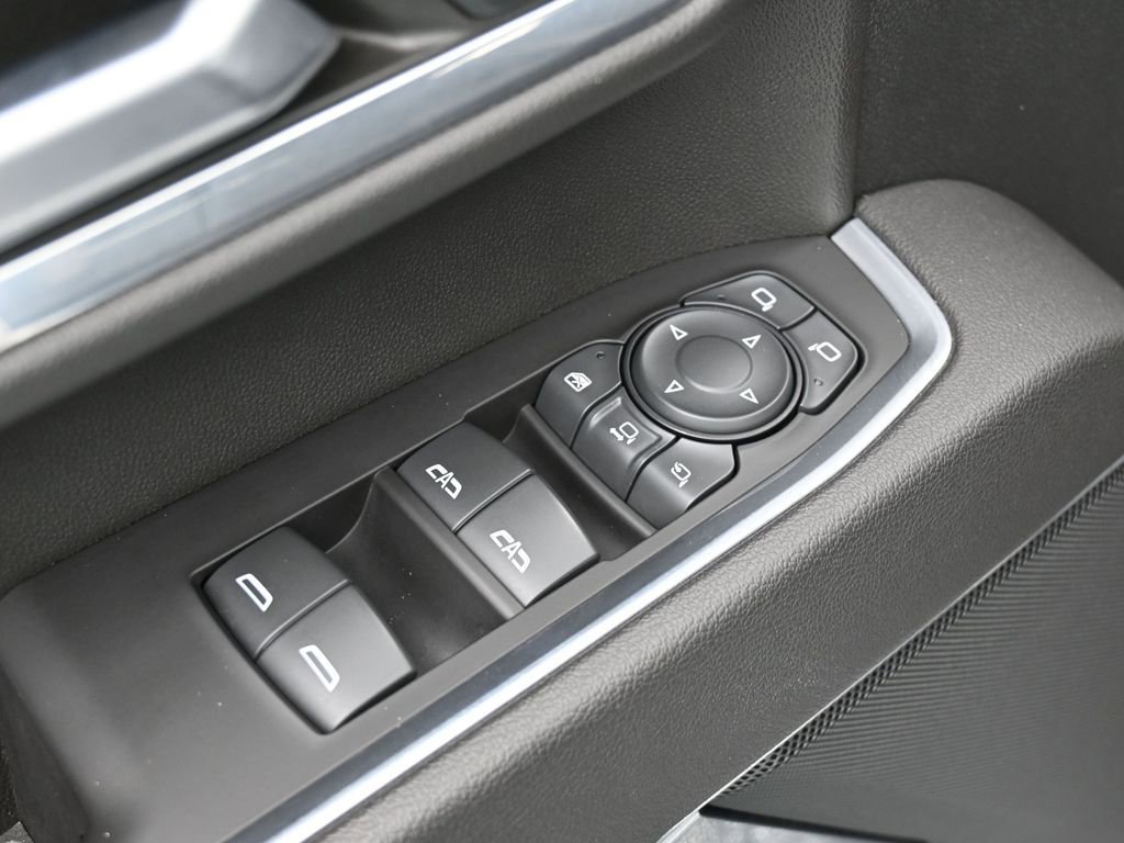 Used 2024 Chevrolet Silverado 2500 LTZ image 17