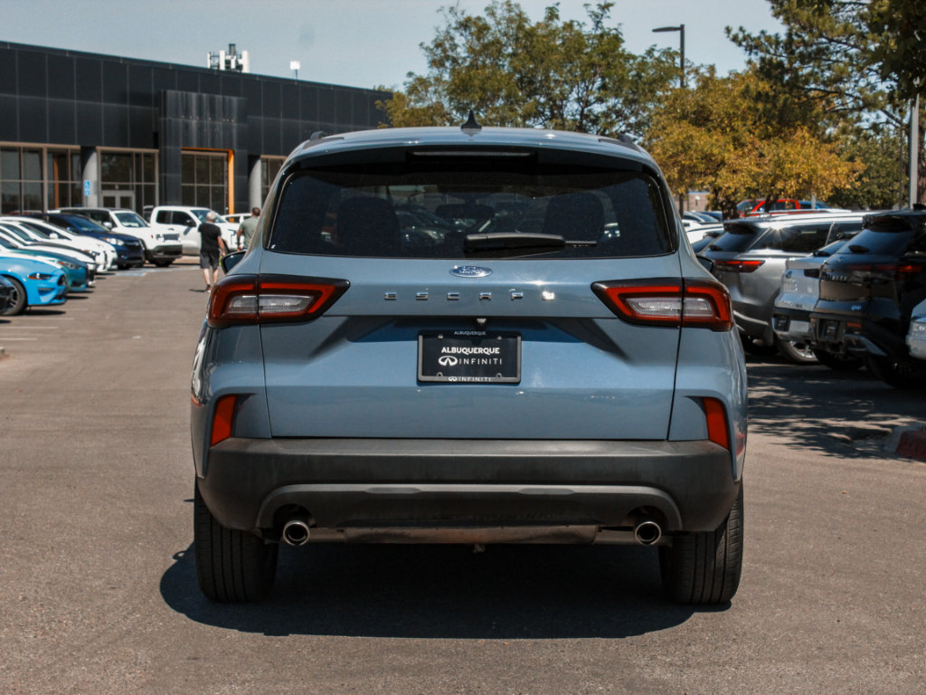 Used 2025 Ford Escape ST-Line FWD image 6