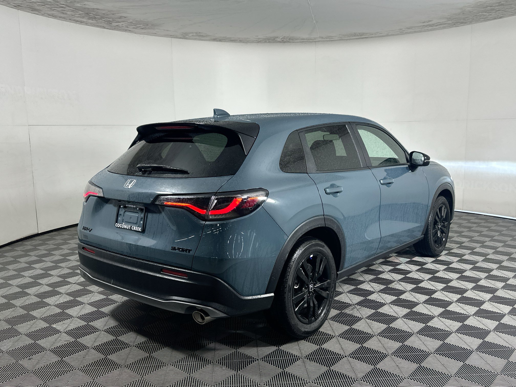 Used 2026 Honda HR-V Sport image 3