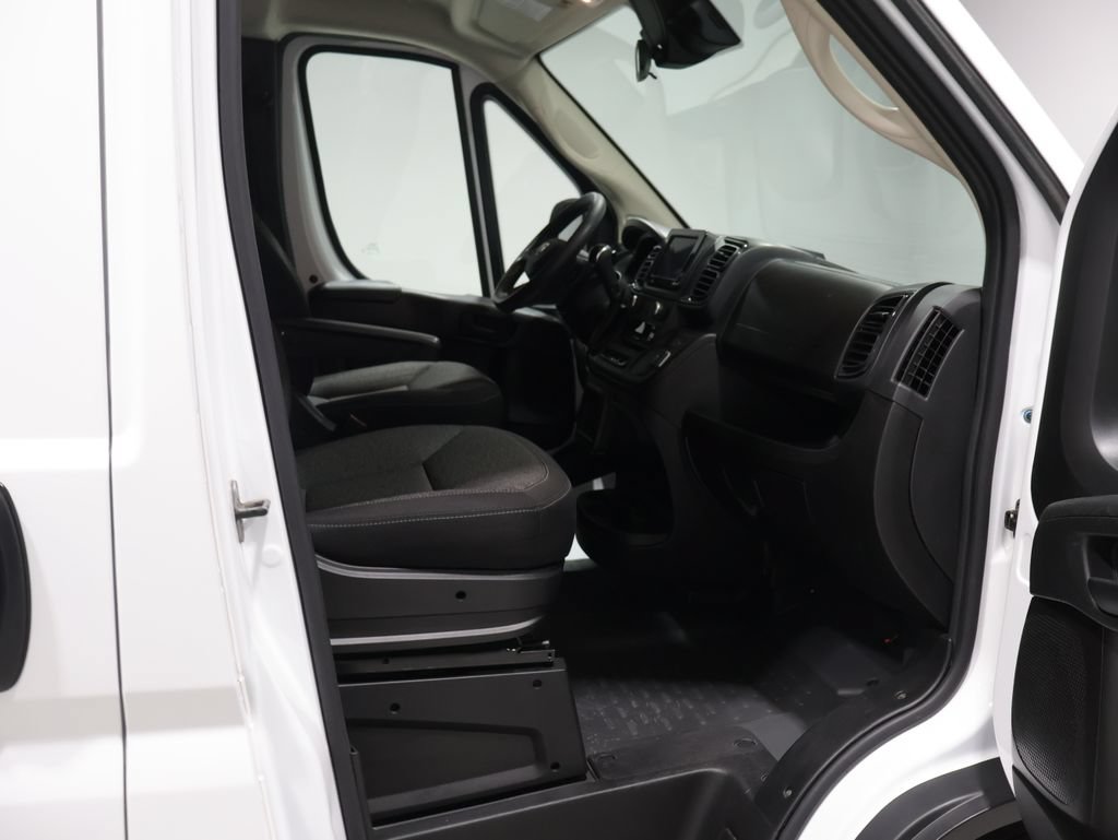 Used 2025 RAM ProMaster 2500 w/ U-Haul Equipment Group FWD image 16