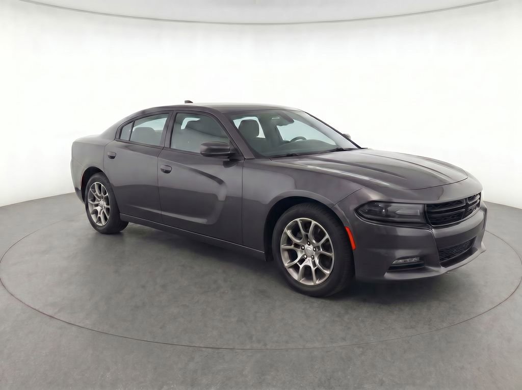 Used 2015 Dodge Charger SXT w/ AWD Plus Group image 2