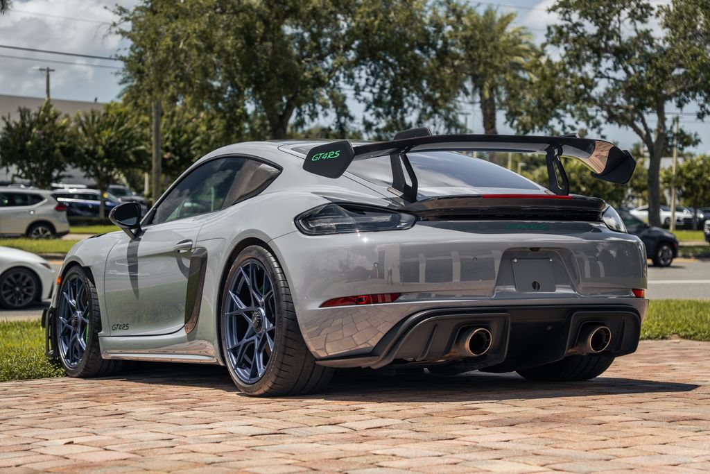 Used 2023 Porsche 718 Cayman GT4 RS RWD image 3