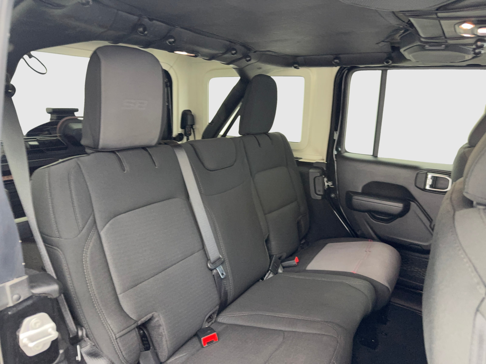Used 2023 Jeep Wrangler Unlimited Sport AWD/4WD image 44