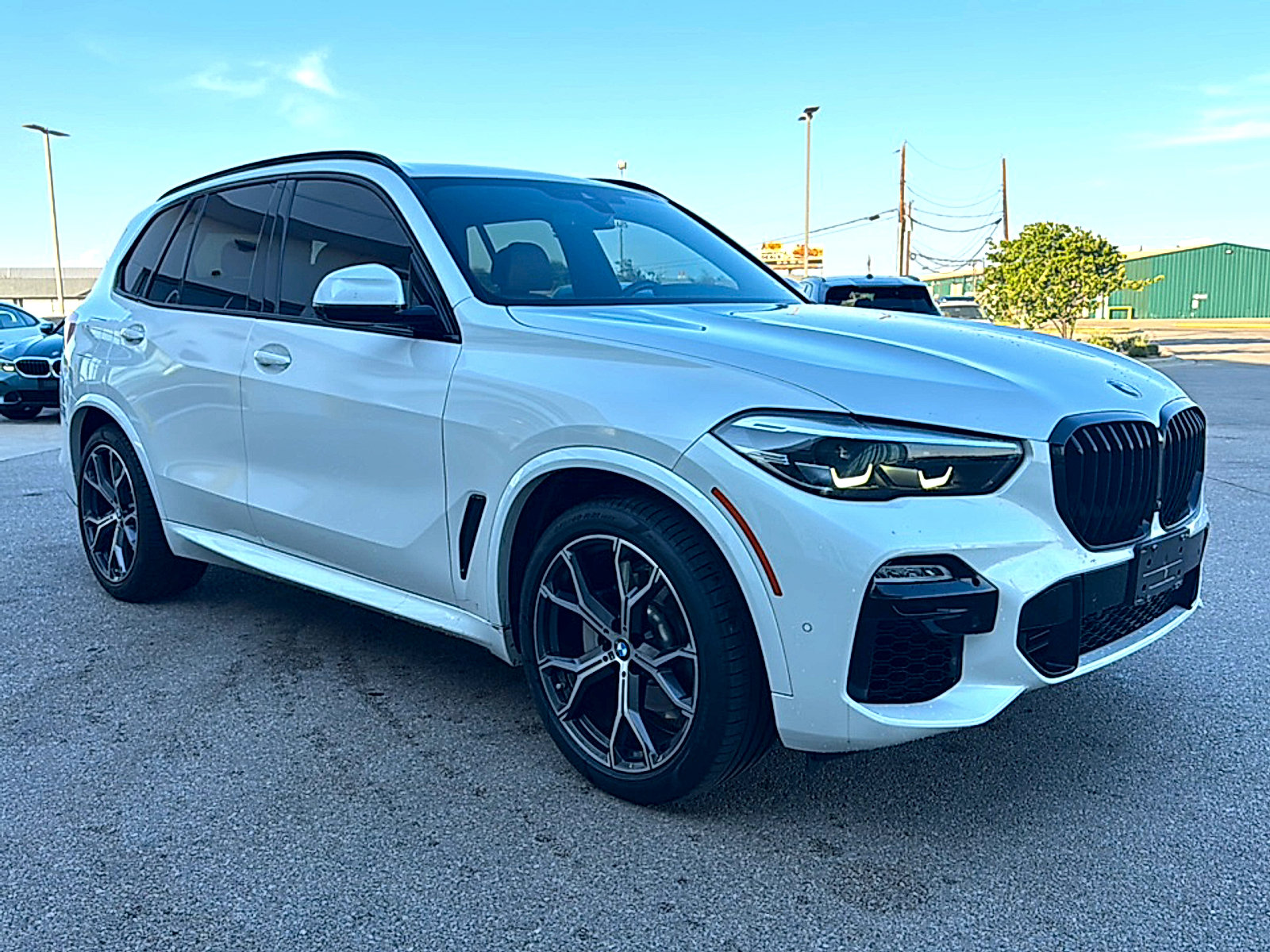 Used 2020 BMW X5 sDrive40i w/ M Sport Package RWD image 3