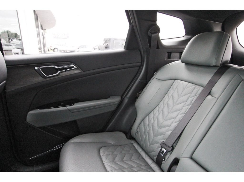 Certified 2024 Kia Sportage X-Pro Prestige AWD/4WD image 12