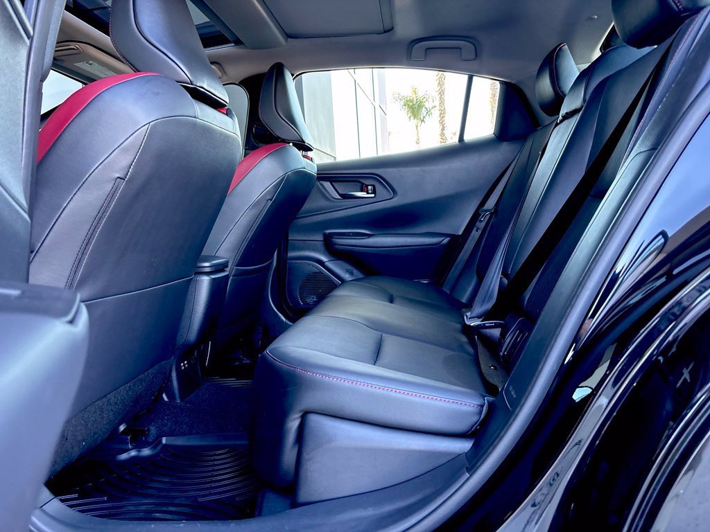 Used 2024 Toyota Prius Prime FWD image 26