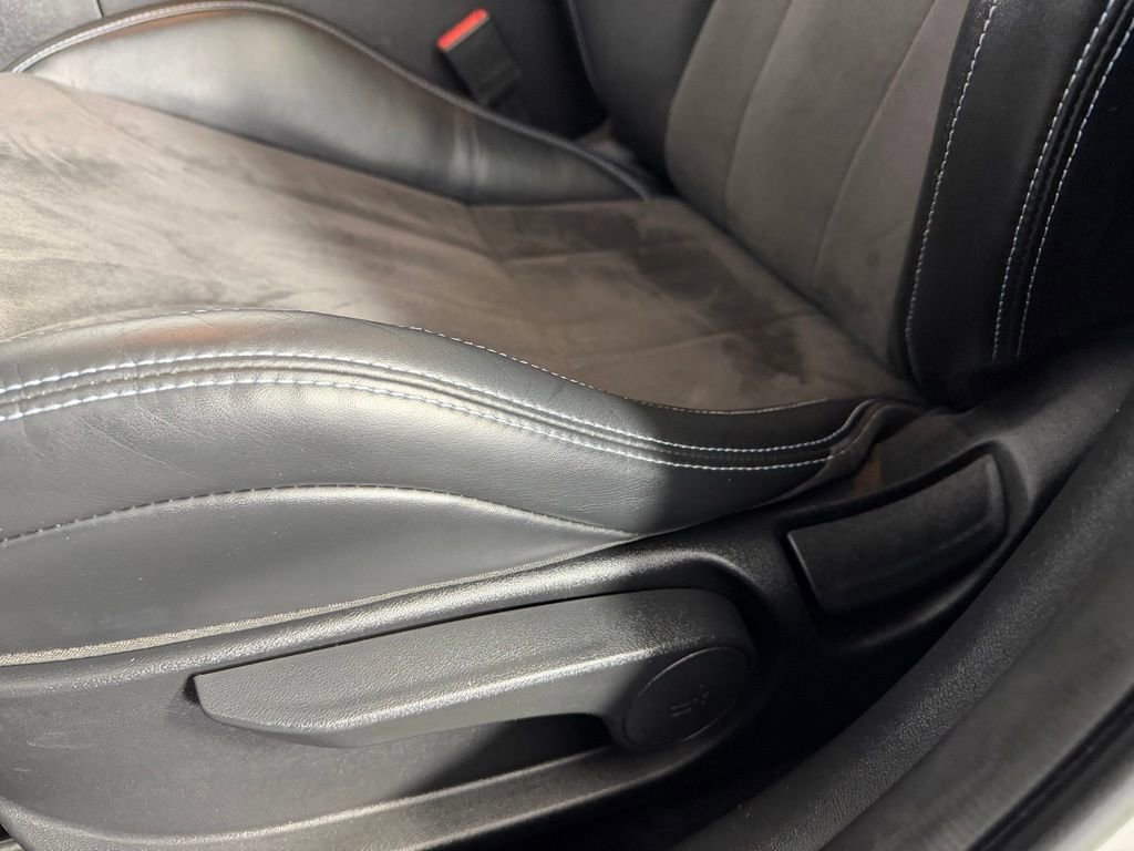 Used 2022 Hyundai Elantra N FWD image 25