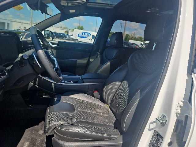 Used 2023 Hyundai Palisade Calligraphy AWD/4WD image 12