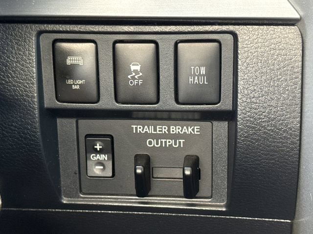 Used 2019 Toyota Tundra TRD Pro AWD/4WD image 28