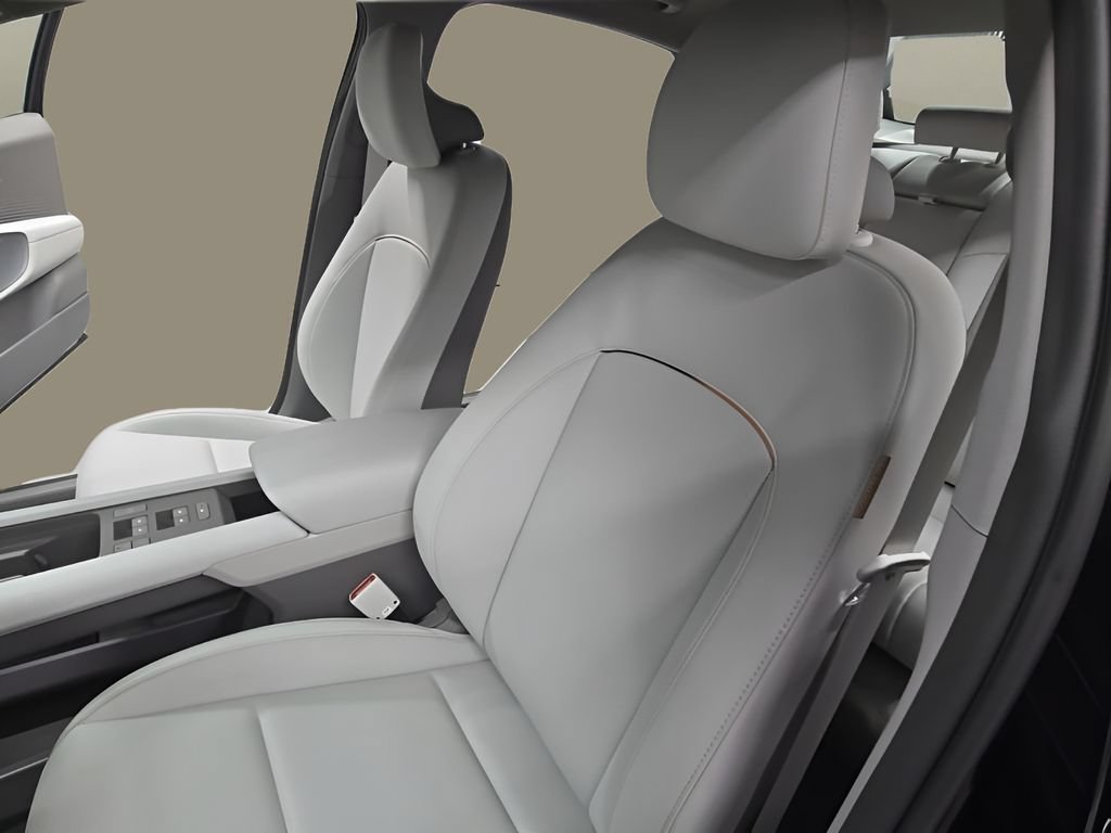 New 2025 Hyundai Ioniq 6 SEL AWD/4WD image 13