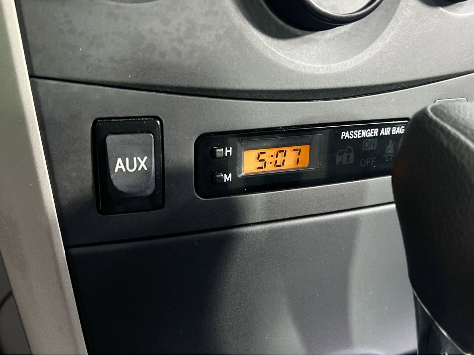 Used 2010 Toyota Corolla LE image 36