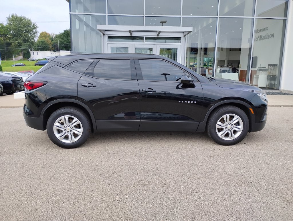 Used 2020 Chevrolet Blazer LT AWD/4WD image 2