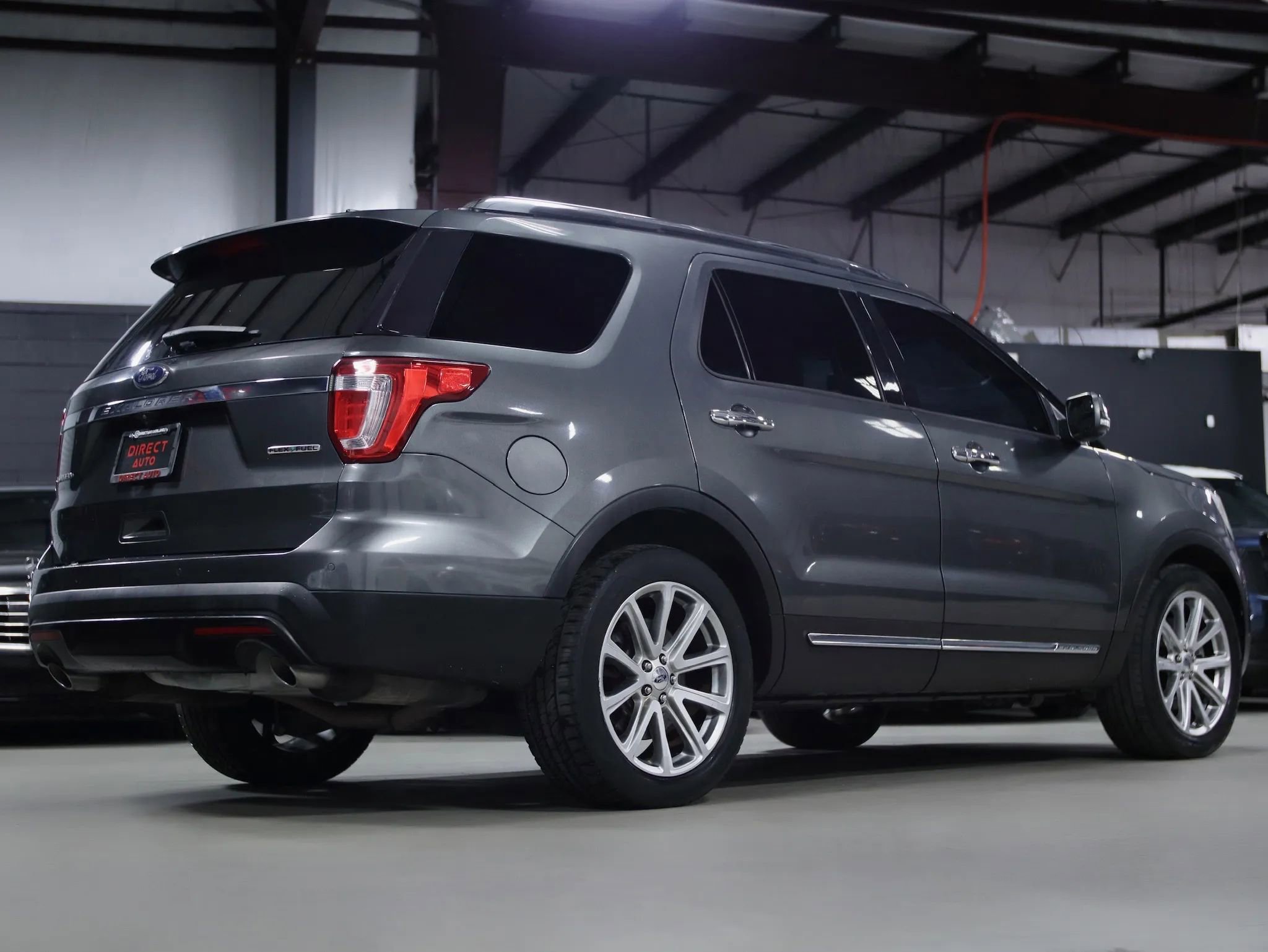 Used 2016 Ford Explorer Limited image 11