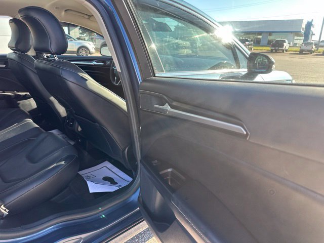 Used 2019 Ford Fusion Energi Titanium FWD image 13