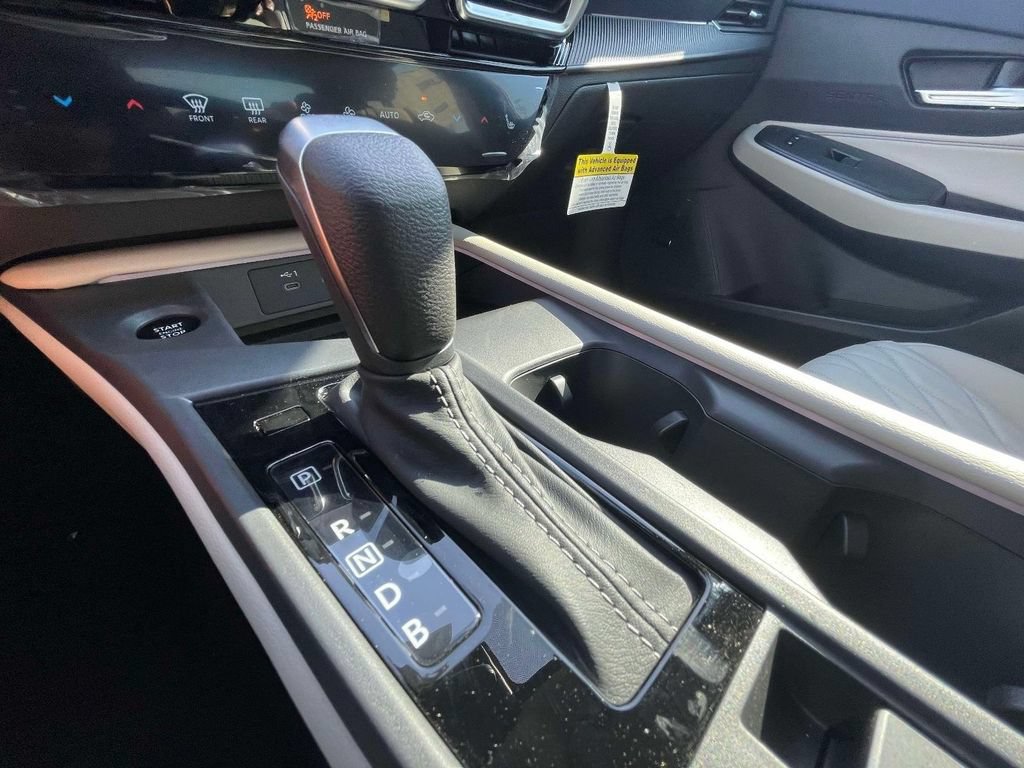 New 2026 Nissan Sentra SL w/ Floor Mat Package FWD image 32