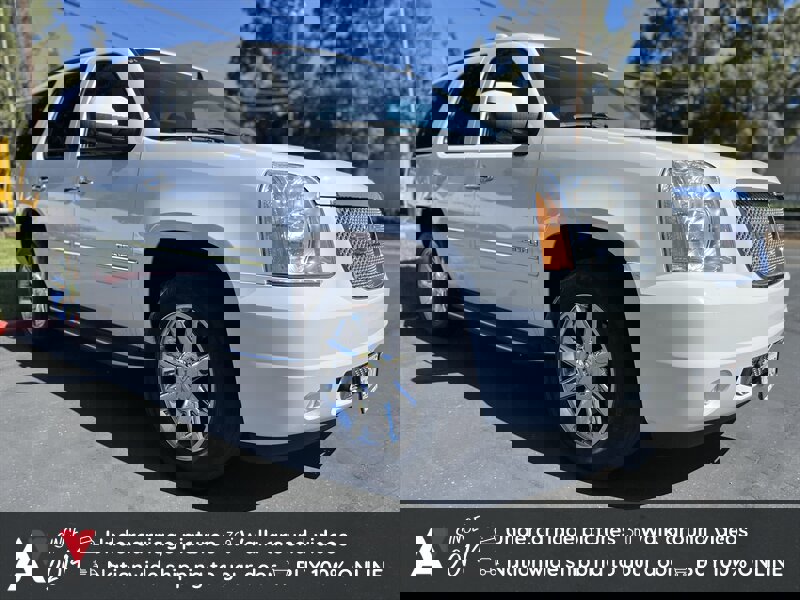 Used 2013 GMC Yukon Denali image 1