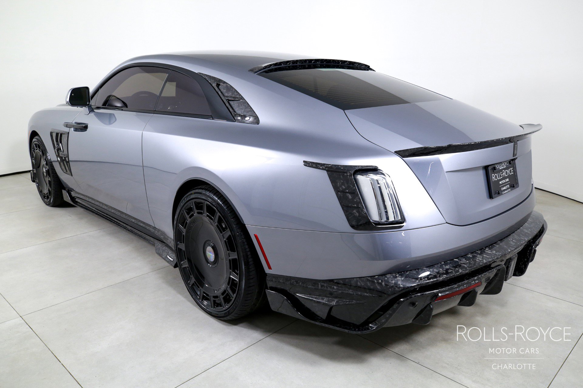 Used 2025 Rolls-Royce Spectre Black Badge image 8