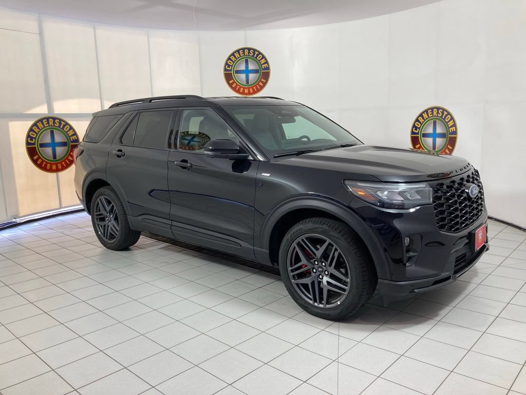Used 2025 Ford Explorer ST-Line w/ ST-Line Street Pack AWD/4WD image 21