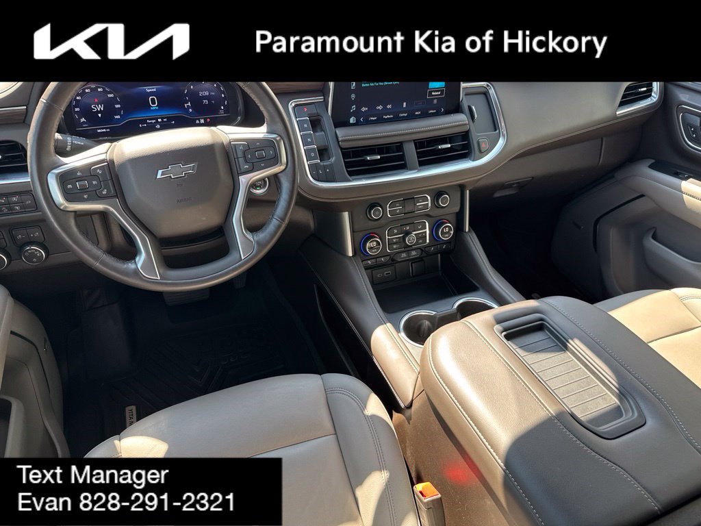Used 2022 Chevrolet Tahoe Z71 w/ Luxury Package AWD/4WD image 20