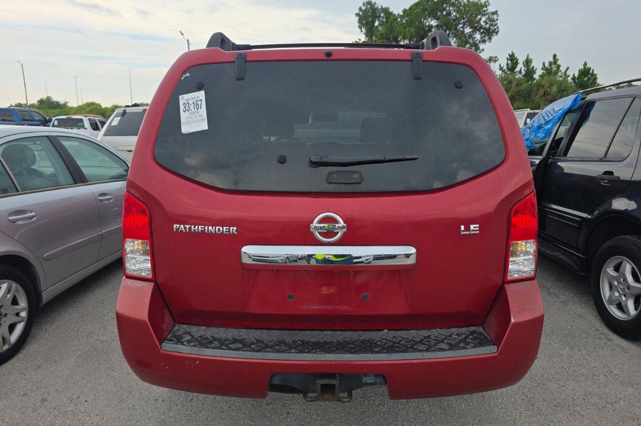 Used 2009 Nissan Pathfinder LE AWD/4WD image 5
