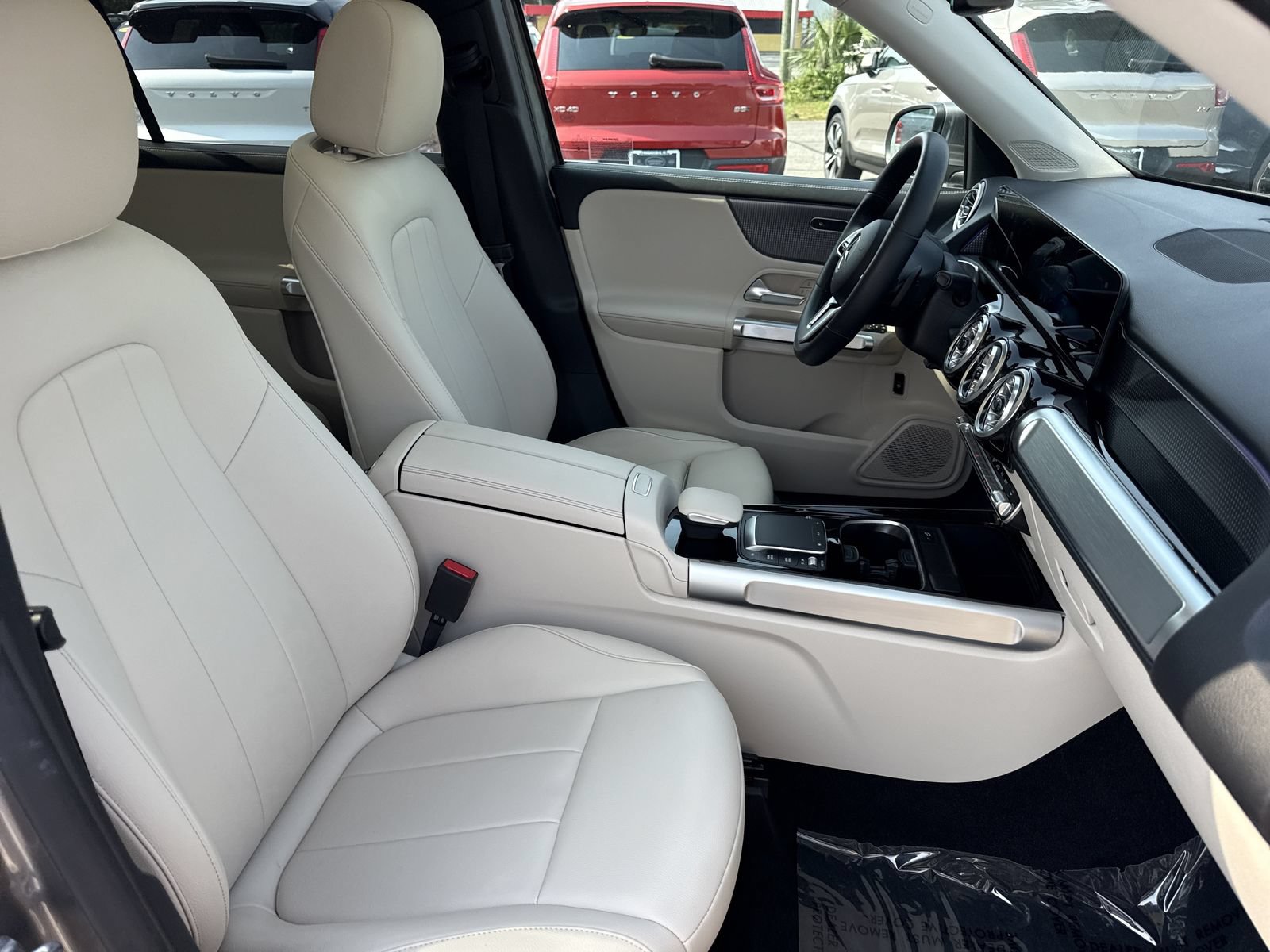 Certified 2022 Mercedes-Benz GLB 250 image 28