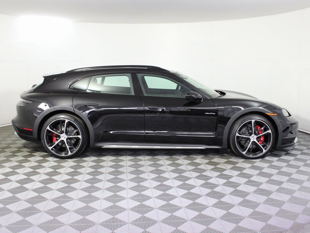 Used 2025 Porsche Taycan 4S image 8