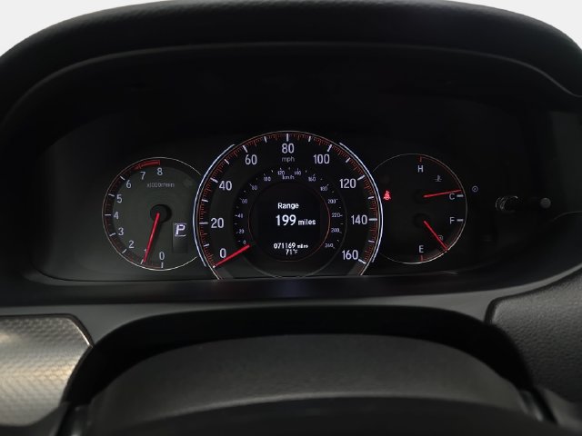 Used 2017 Honda Accord Touring image 19