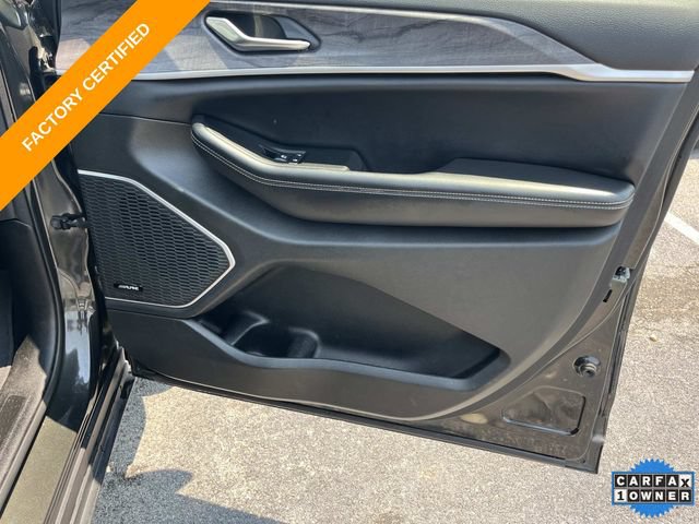 Used 2022 Jeep Grand Cherokee L Limited w/ Trailer Tow Group (B) AWD/4WD image 23