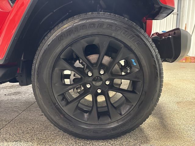 Used 2022 Jeep Wrangler Unlimited Sahara 4xe image 29