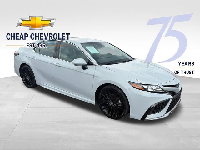 Used 2022 Toyota Camry XSE FWD image 7