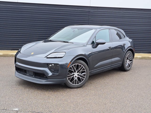 Used 2025 Porsche Macan 4 Electric AWD/4WD image 1