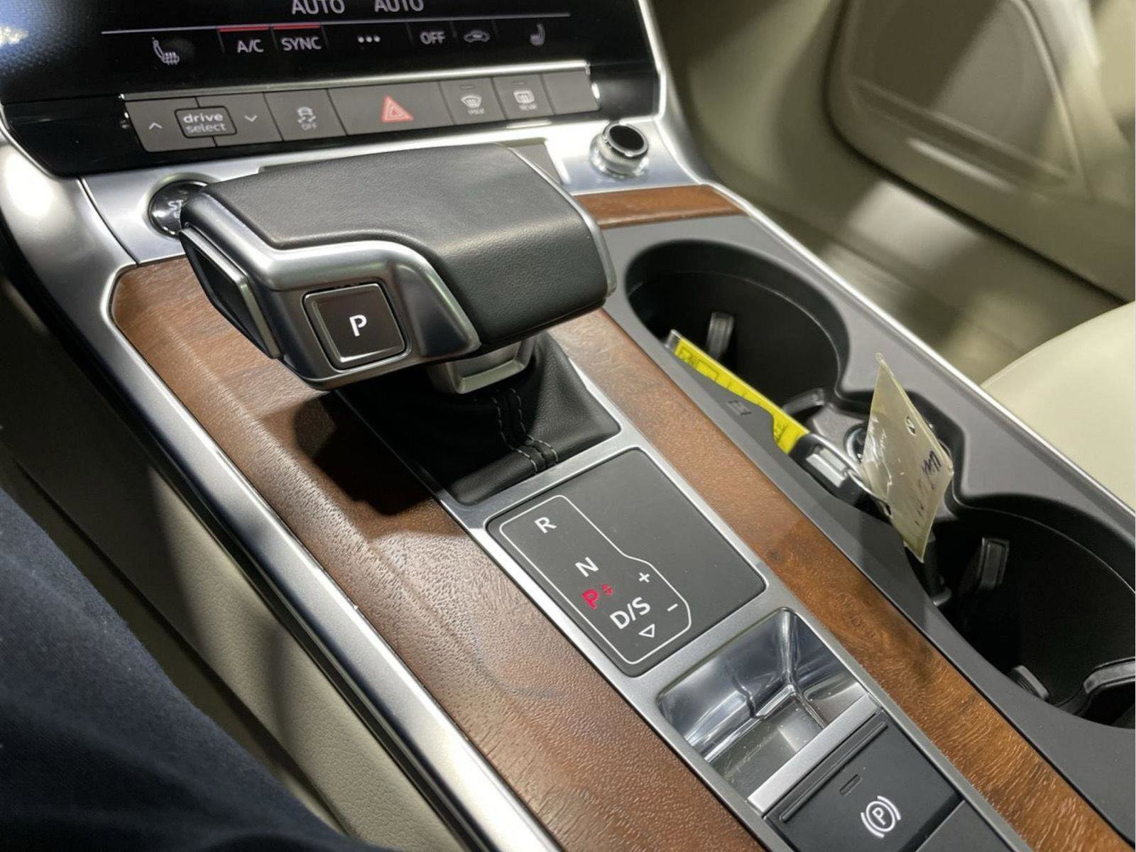 Certified 2022 Audi A6 Premium w/ Convenience Package image 21