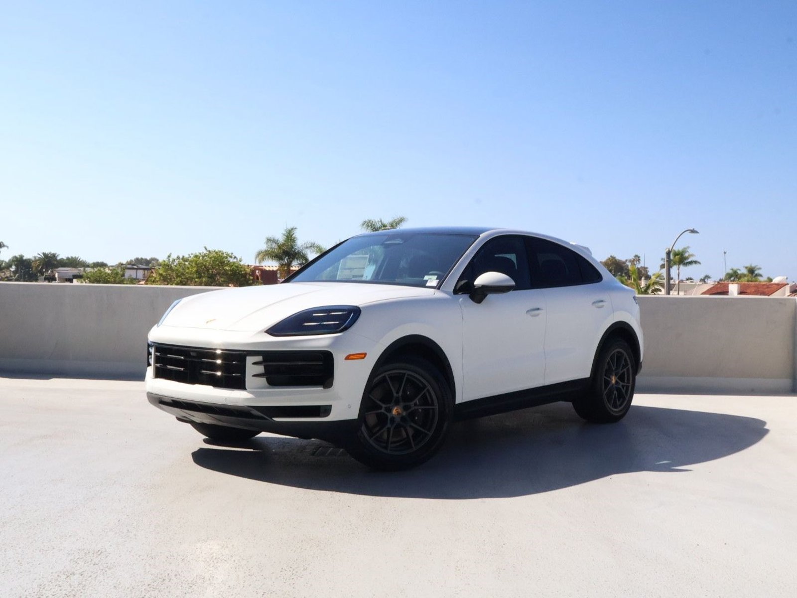 New 2026 Porsche Cayenne Coupe AWD/4WD image 1