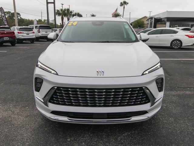 Used 2024 Buick Envision Avenir image 2