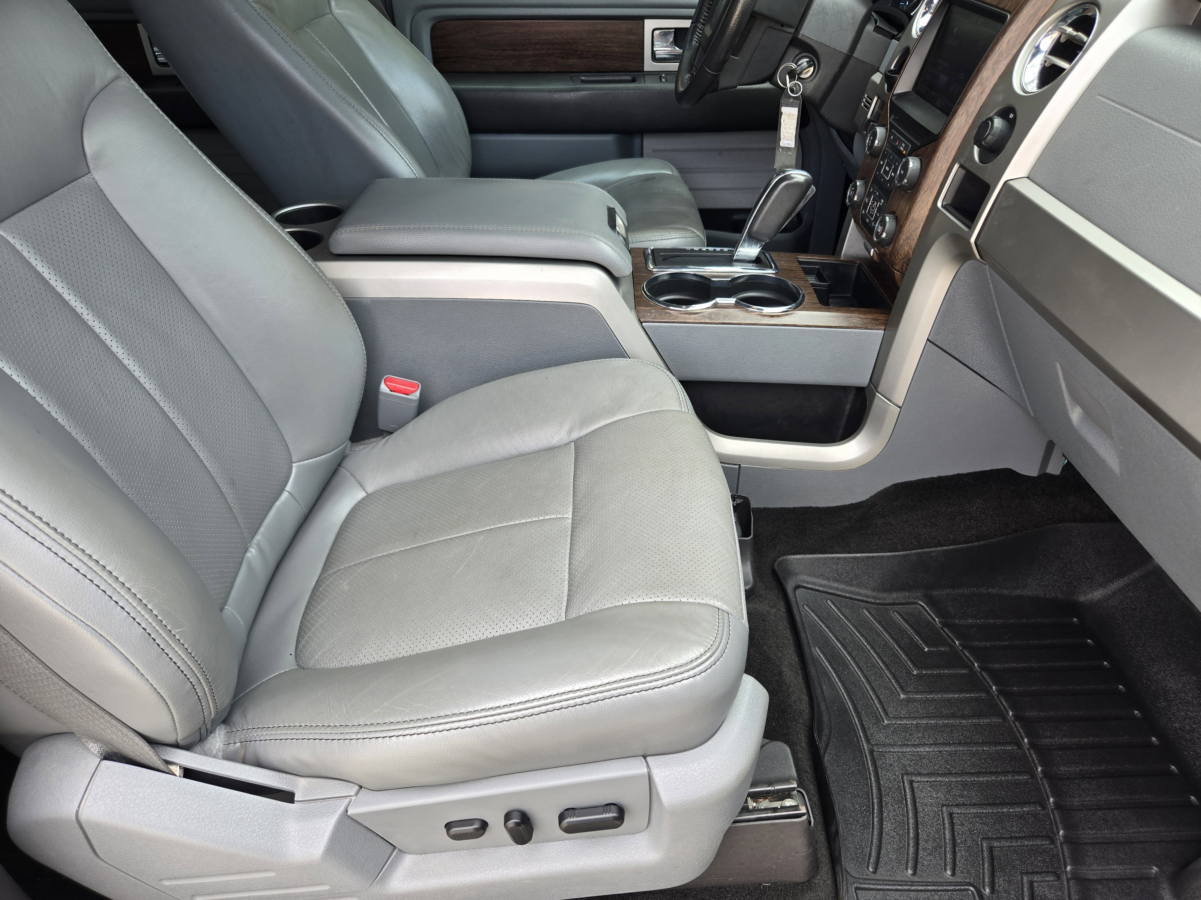 Used 2013 Ford F150 Lariat w/ Luxury Equipment Group image 10