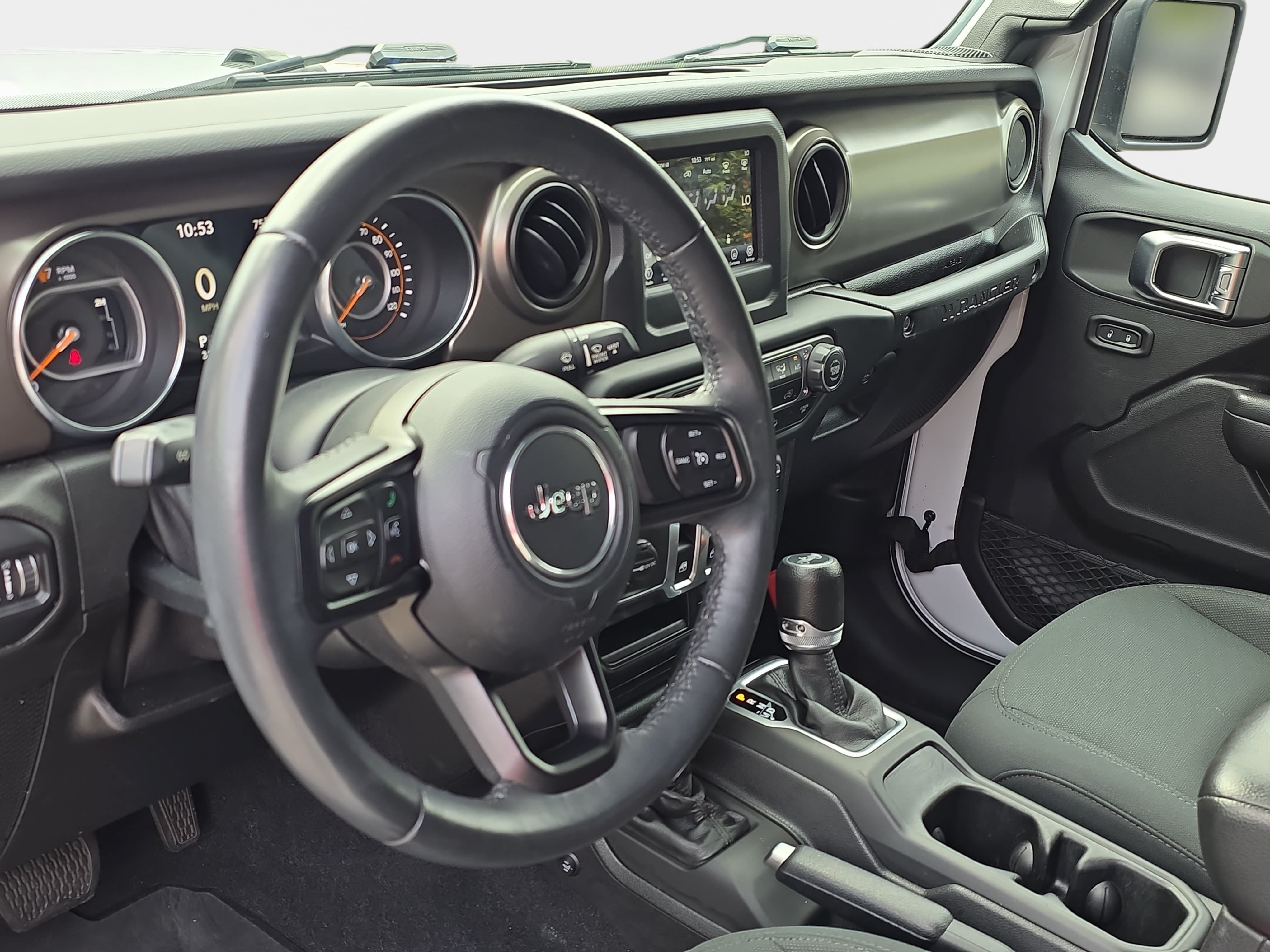 Used 2018 Jeep Wrangler Sport AWD/4WD image 14