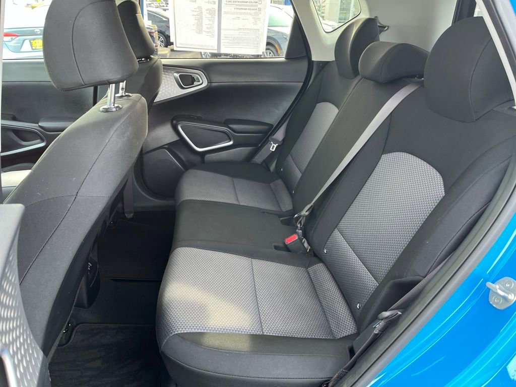 Used 2024 Kia Soul S image 17
