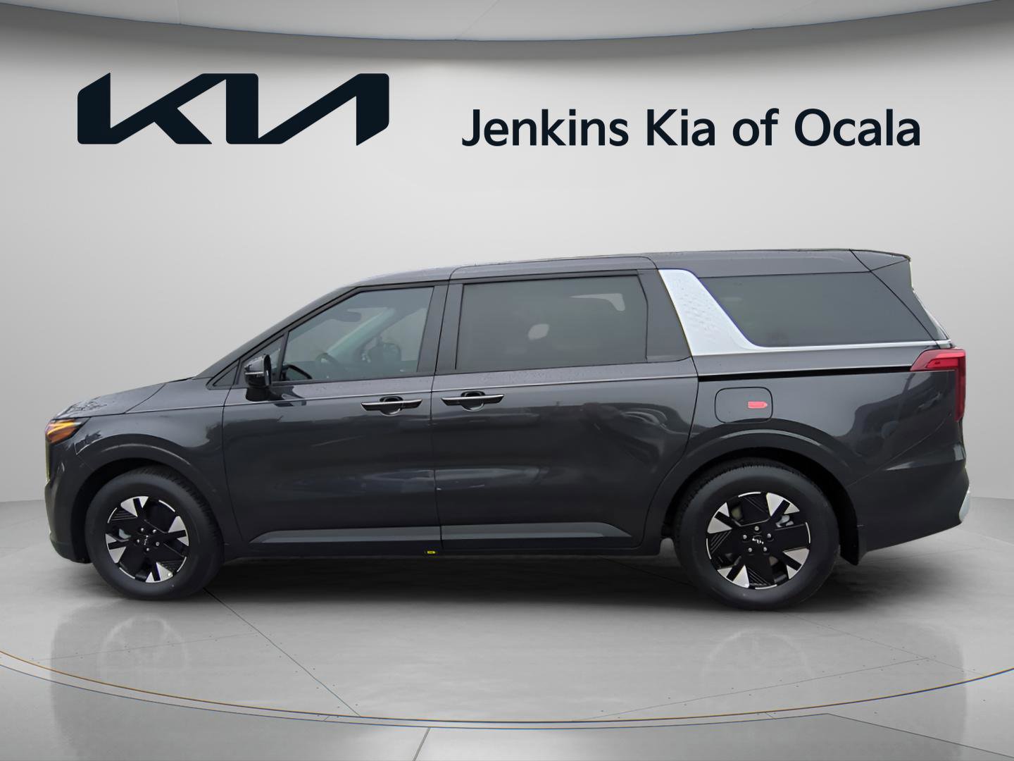 New 2026 Kia Carnival LXS FWD image 9