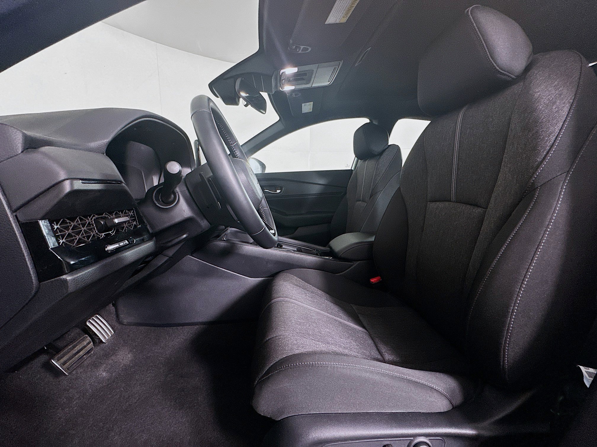 Used 2025 Honda Accord Sport image 13