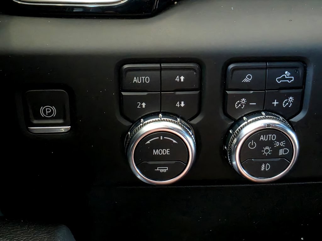 Used 2022 GMC Sierra 1500 Denali AWD/4WD image 29