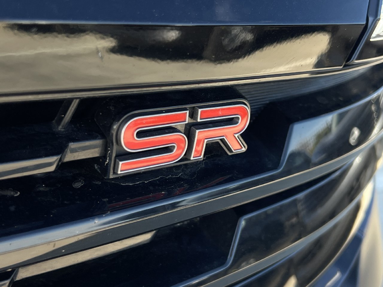 Certified 2026 Nissan Kicks SR FWD image 8