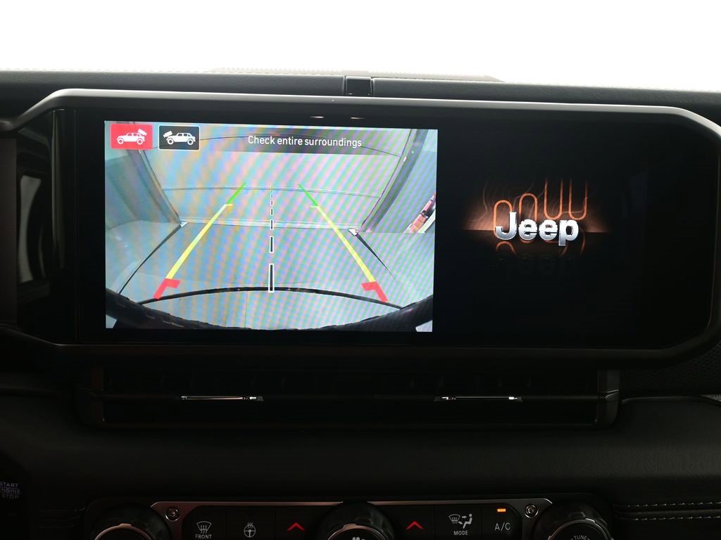 New 2025 Jeep Wrangler Unlimited Rubicon w/ Technology Group image 2