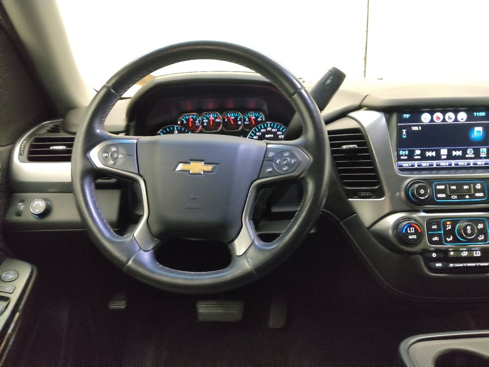Used 2016 Chevrolet Suburban LS RWD image 22
