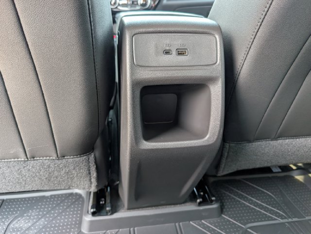 New 2026 Chevrolet Trax LT w/ Sunroof Package FWD image 6