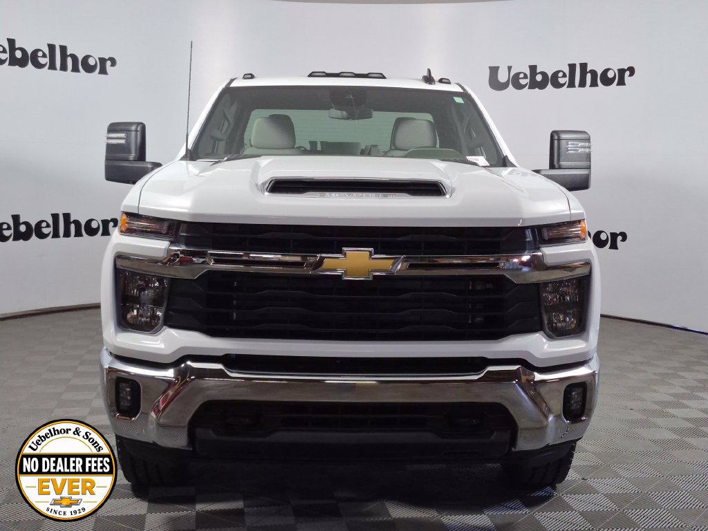 New 2026 Chevrolet Silverado 2500 LT w/ Convenience Package AWD/4WD image 2
