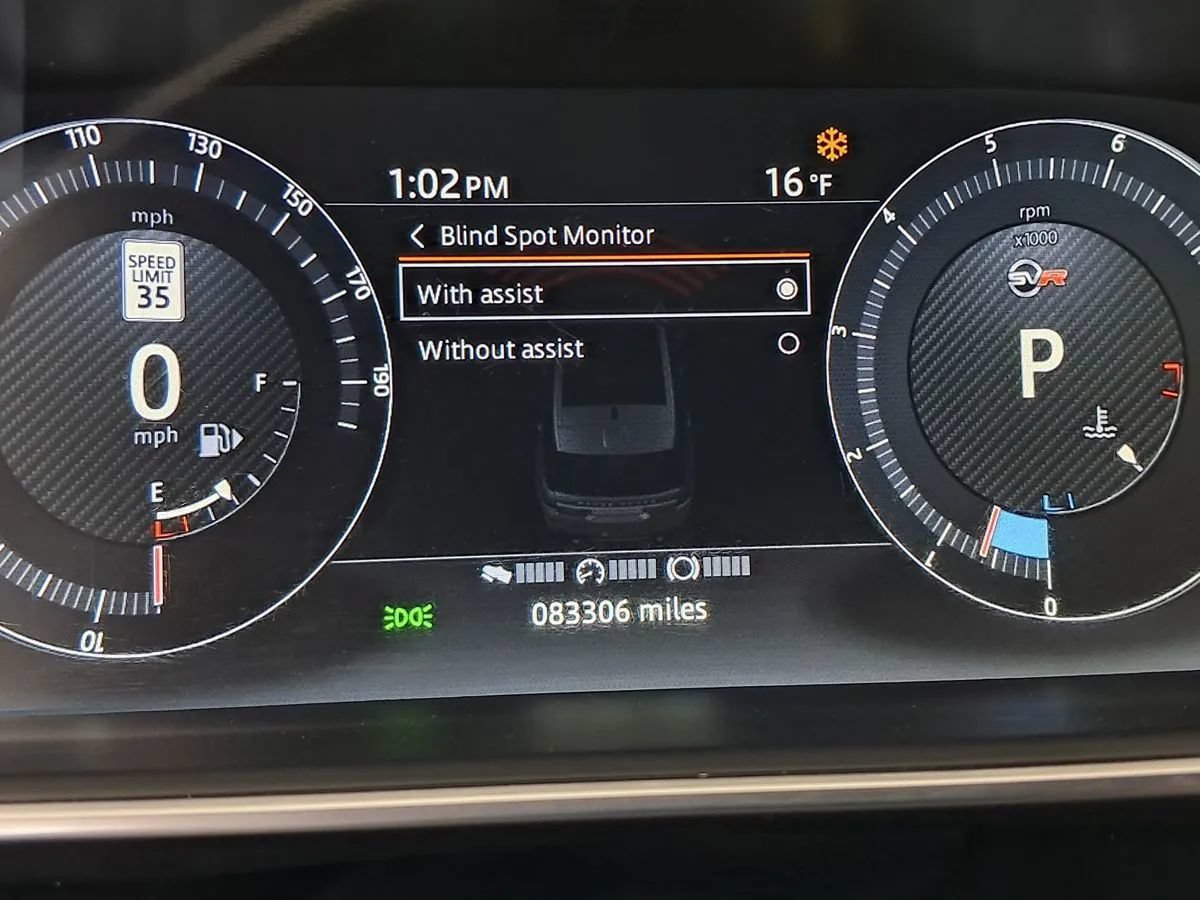Used 2017 Land Rover Range Rover Sport SVR AWD/4WD image 19