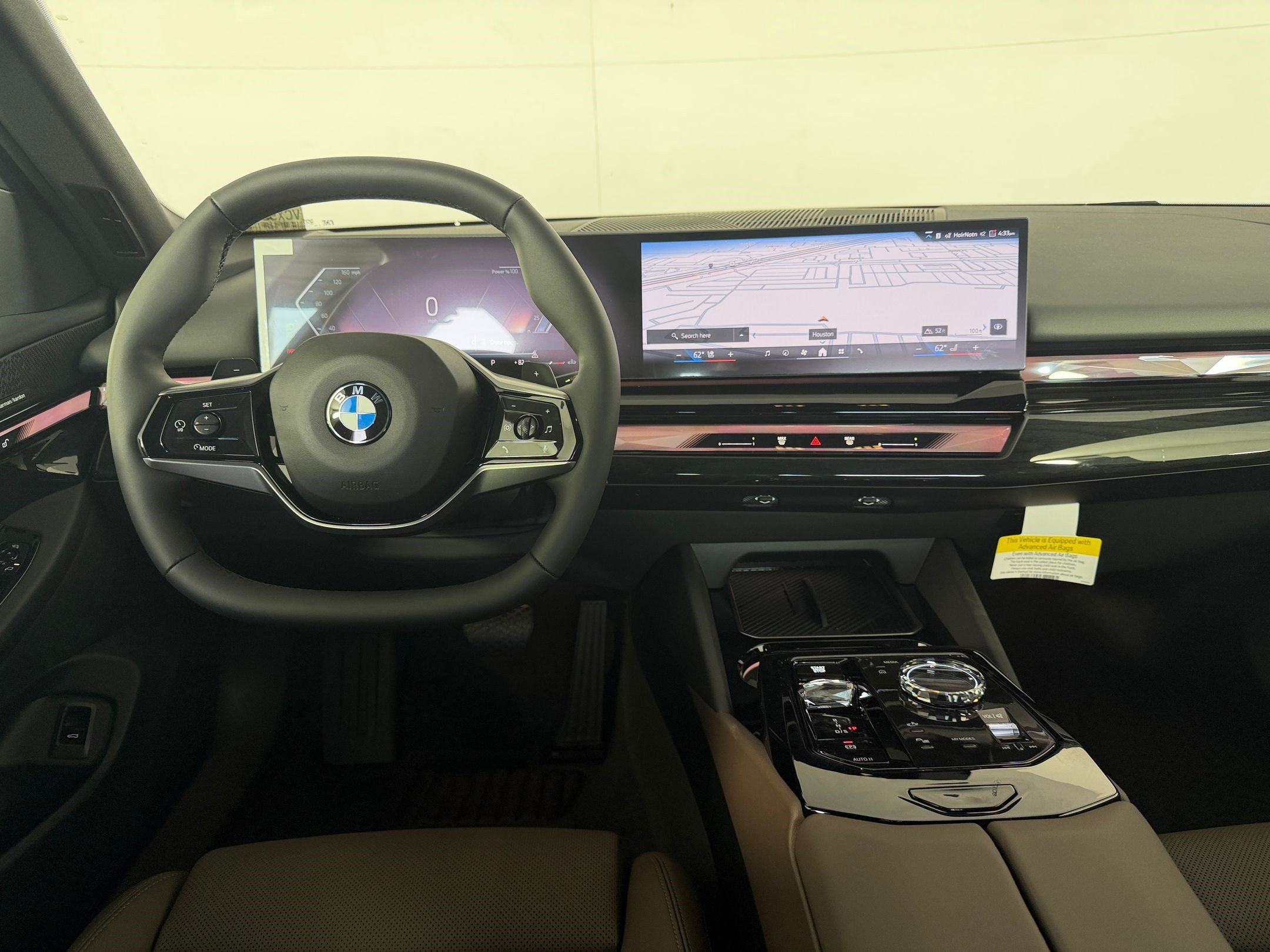 Used 2027 BMW 530i w/ Convenience Package RWD image 30