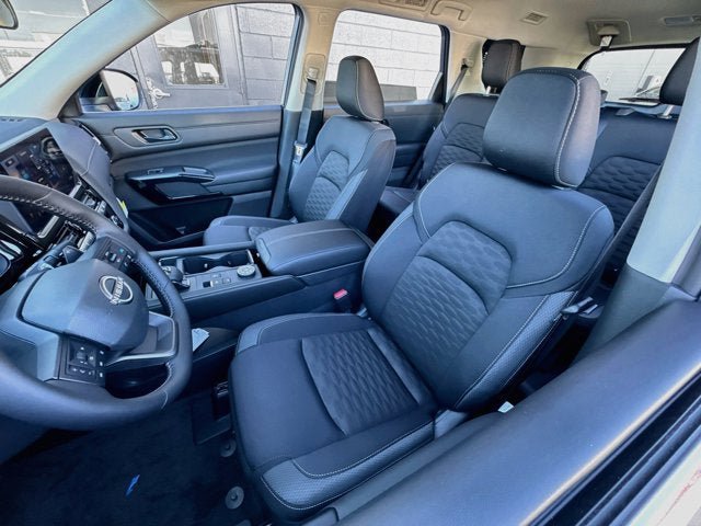 New 2026 Nissan Pathfinder SV AWD/4WD image 17