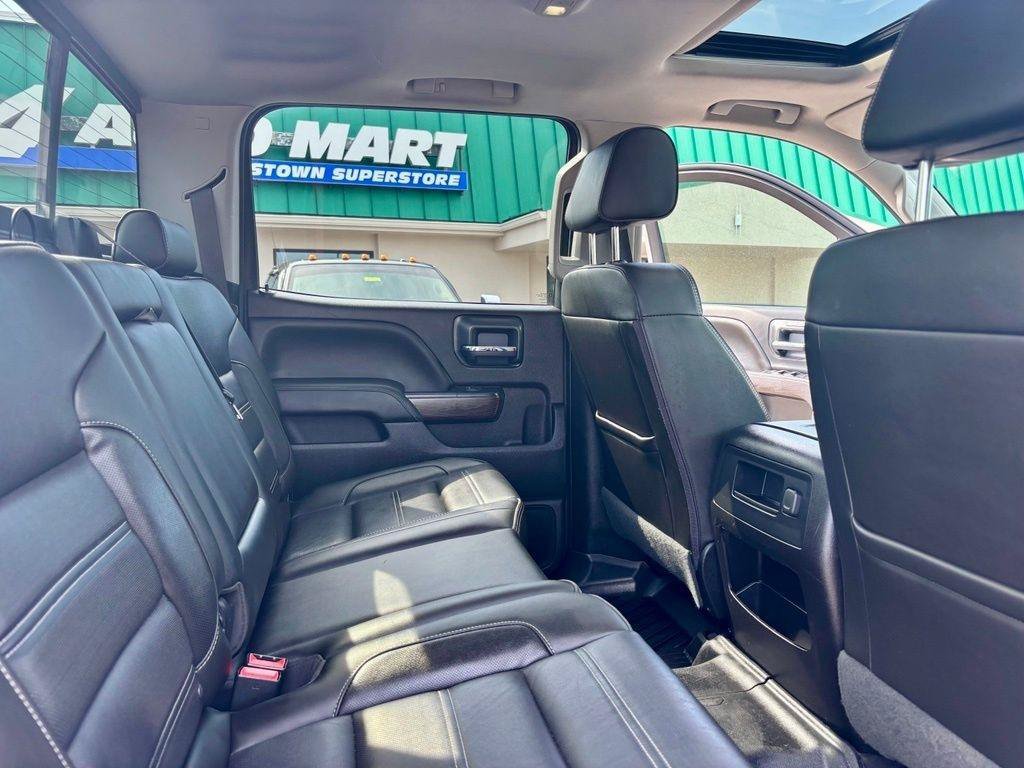 Used 2019 GMC Sierra 2500 Denali w/ Duramax Plus Package AWD/4WD image 14