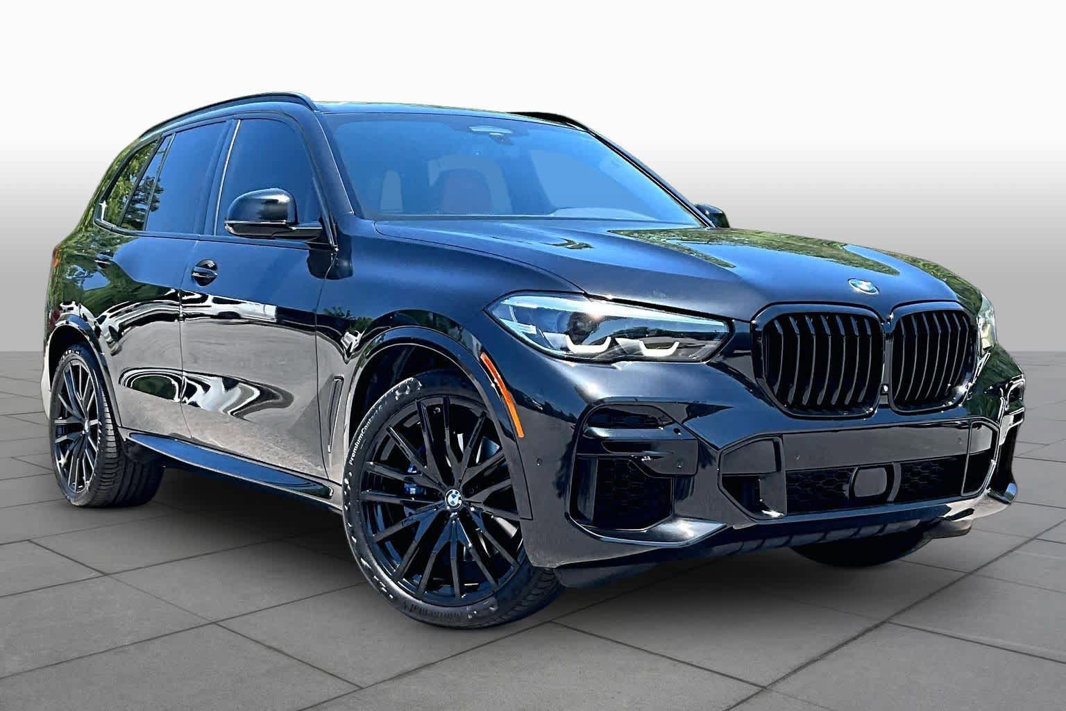 Used 2022 BMW X5 sDrive40i w/ M Sport Package RWD image 2